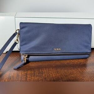 TUMI Women's Voyageur Travel Wristlet Wallet Passport Cash & Card Holders